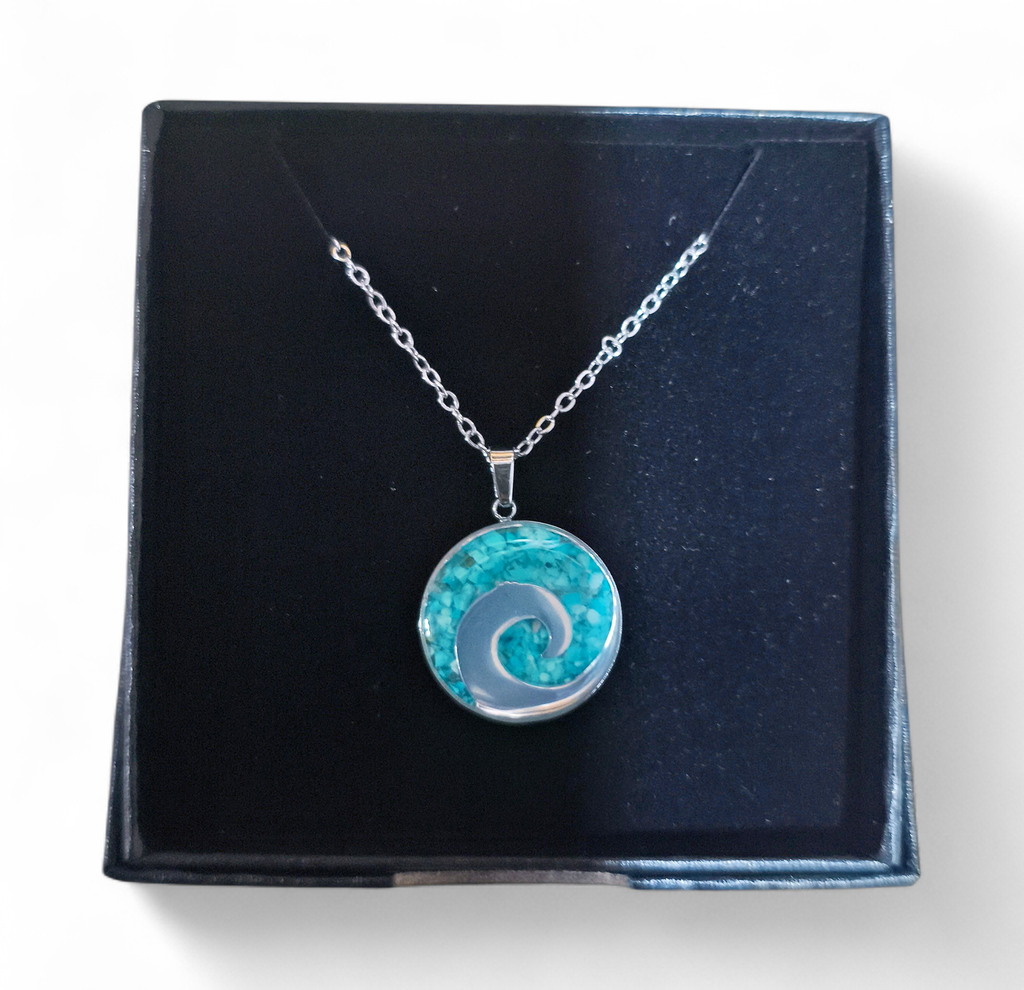 Collier Acier inoxydable Sodalite rond motif vague sable bleu turquoise