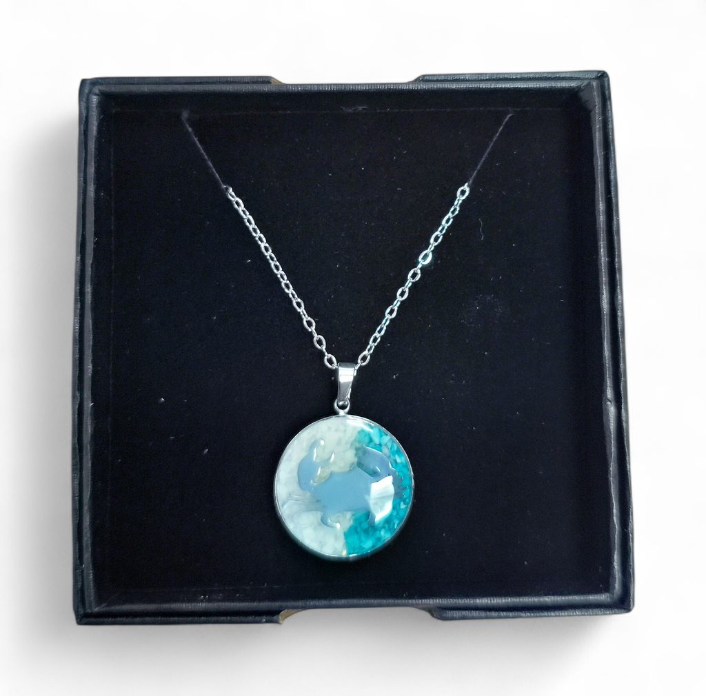 Collier Acier inoxydable Sodalite rond Crabe sable bleu turquoise