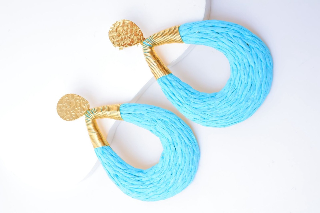 Boucle D'oreille rotin et couleur or forme goutte