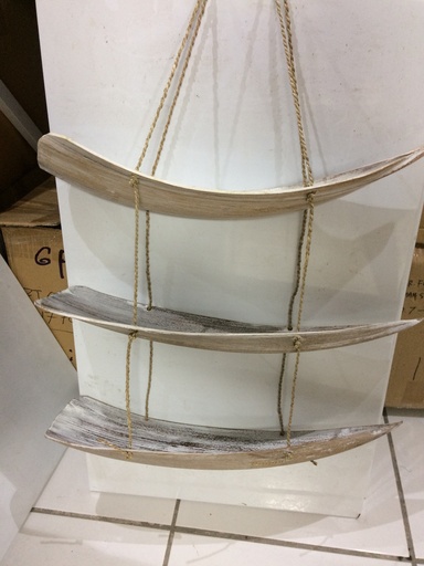 [47018] Spathx3 Suspendu