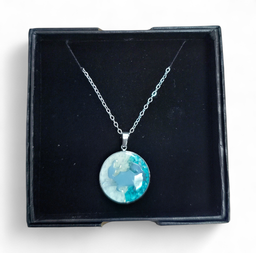 [26078] Collier Acier inoxydable Sodalite rond Crabe sable bleu turquoise